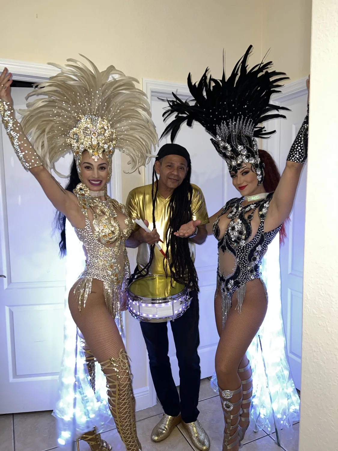 Two carnival dancers
