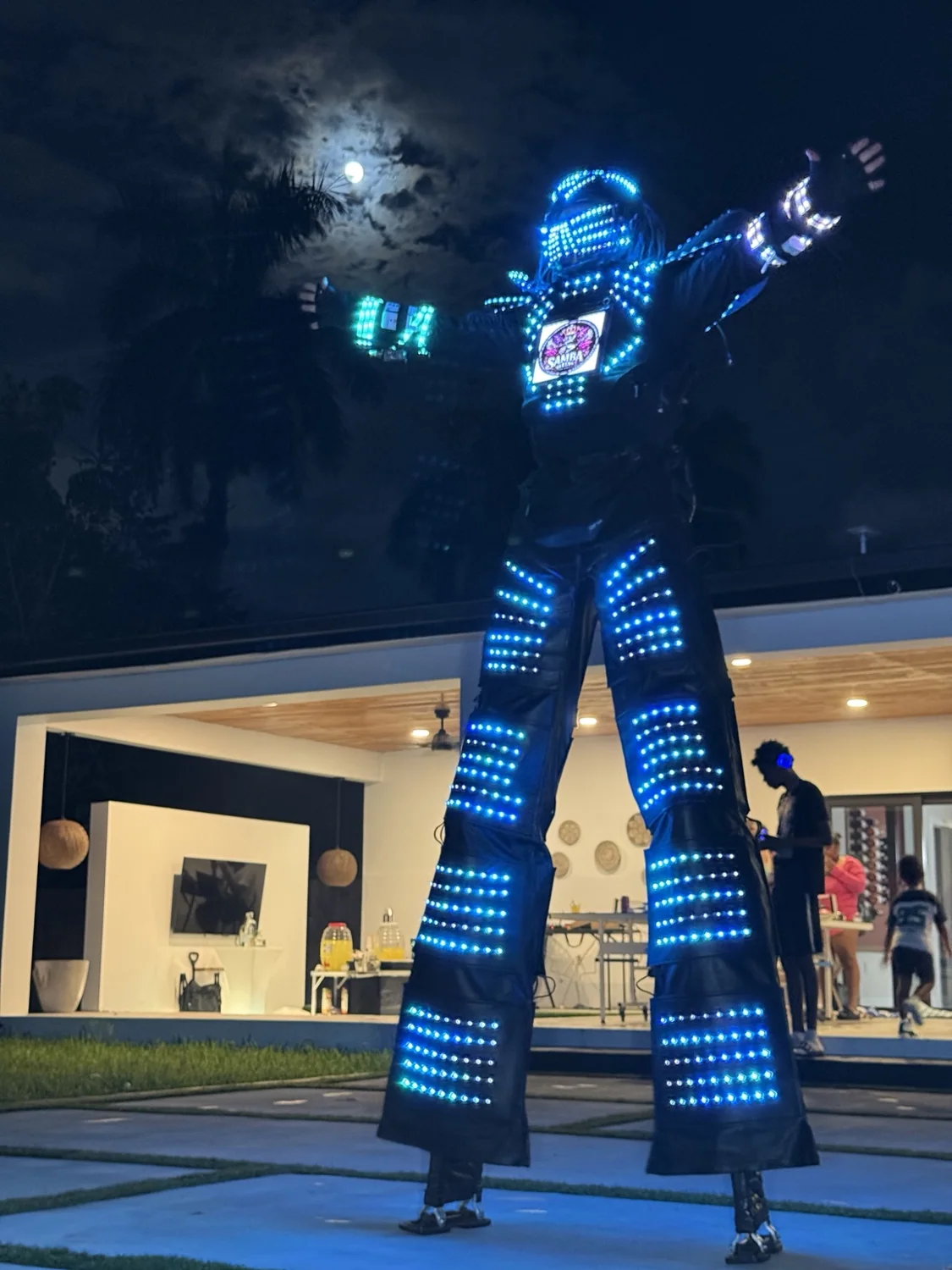 LED Robots by Samba Queens